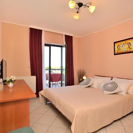 Aura Penzion 3*
